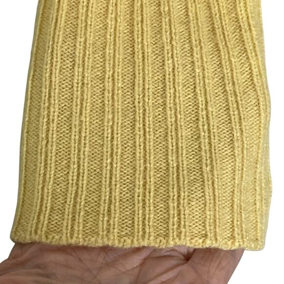 Vintage Bloomingdale's Sutton Studio Sweater M 100% Cashmere Turtleneck Yellow - Picture 4 of 9